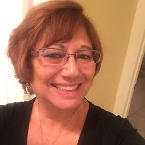 Meet your Posher, Dee